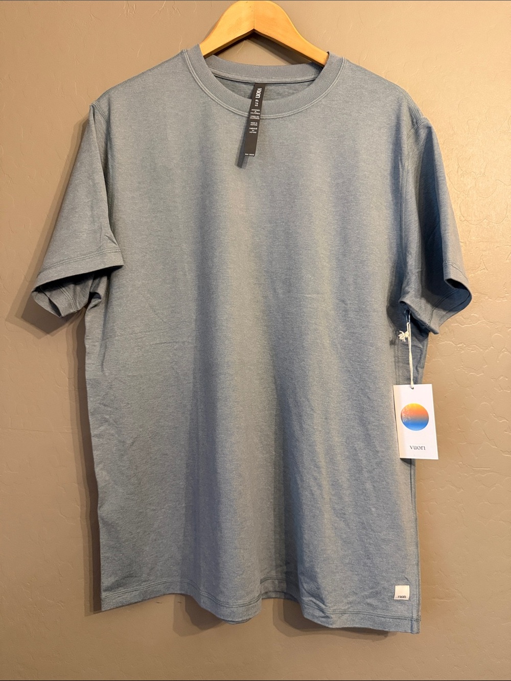Vuori Ponyo Performance T-Shirt (NWT) - Misty Blue